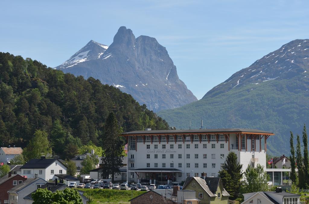 Grand Hotel - By Classic Norway Hotels Åndalsnes Dış mekan fotoğraf