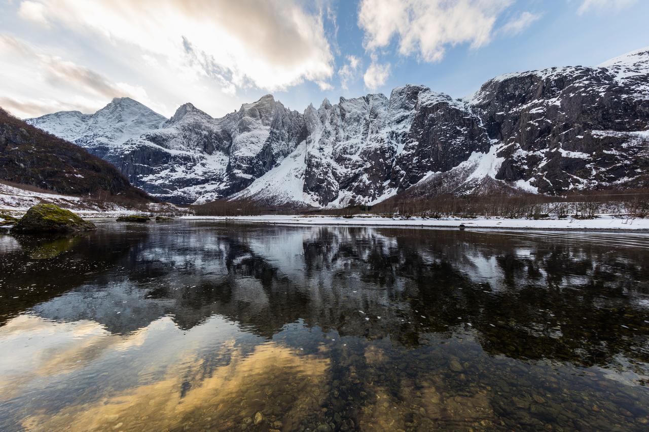 Grand Hotel - By Classic Norway Hotels Åndalsnes Dış mekan fotoğraf